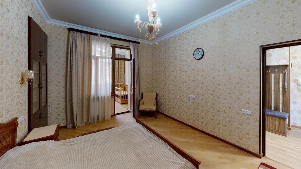 Yerevan City Center Apartment Kültér fotó