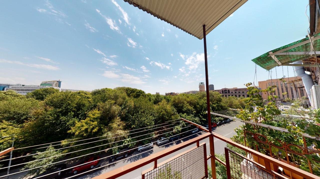 Yerevan City Center Apartment Kültér fotó